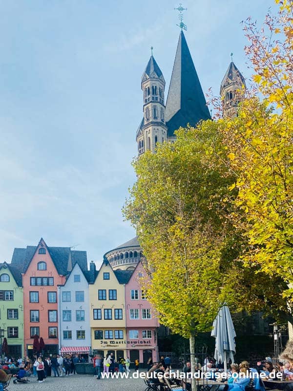 Die Kölner Altstadt mit ihrem Fischmarkt