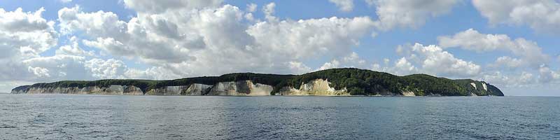 Die Steilküsten mit Kreidefelsen der Insel Rügen