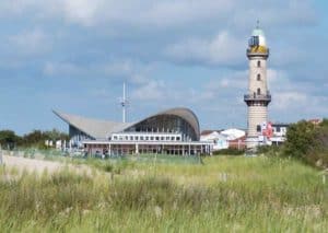 Leuchtturm und Teepott von Warnemünde