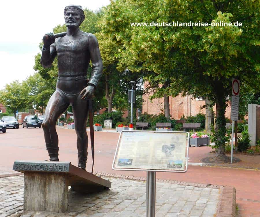 Störtebeker-Denkmal in Marienhafe