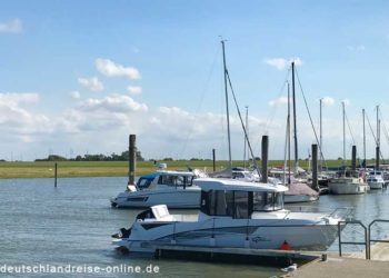 Nessmersiel-Hafen-T-DR