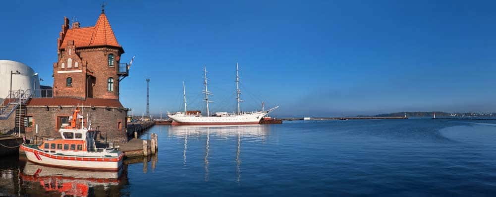 Stralsund mit Hafen Panoramablick (depositphotos.com)