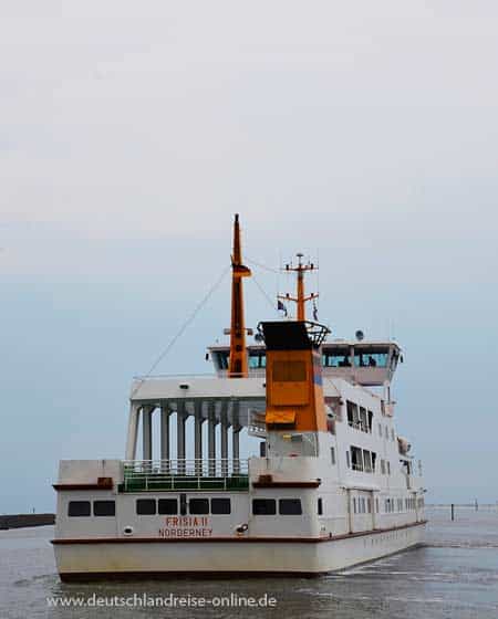 Die Fähre zur Insel Norderney in Norddeich 