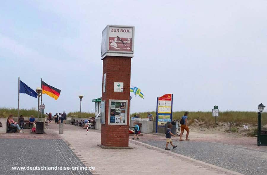 Der Zugang zur Seebrücke von Graal Müritz