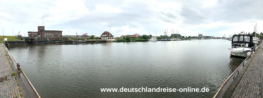 Die Harle mit Blick auf die Schleuse