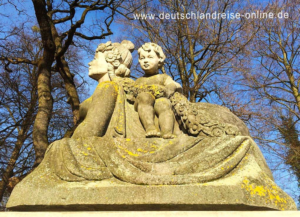 Figur im Kurpark von Bad Oeynhausen (www.deutschlandreise-online.de)