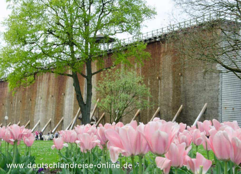 Gradierwerk im Frühling in Bad Rothenfelde (www.deutschlandreise-online.de)