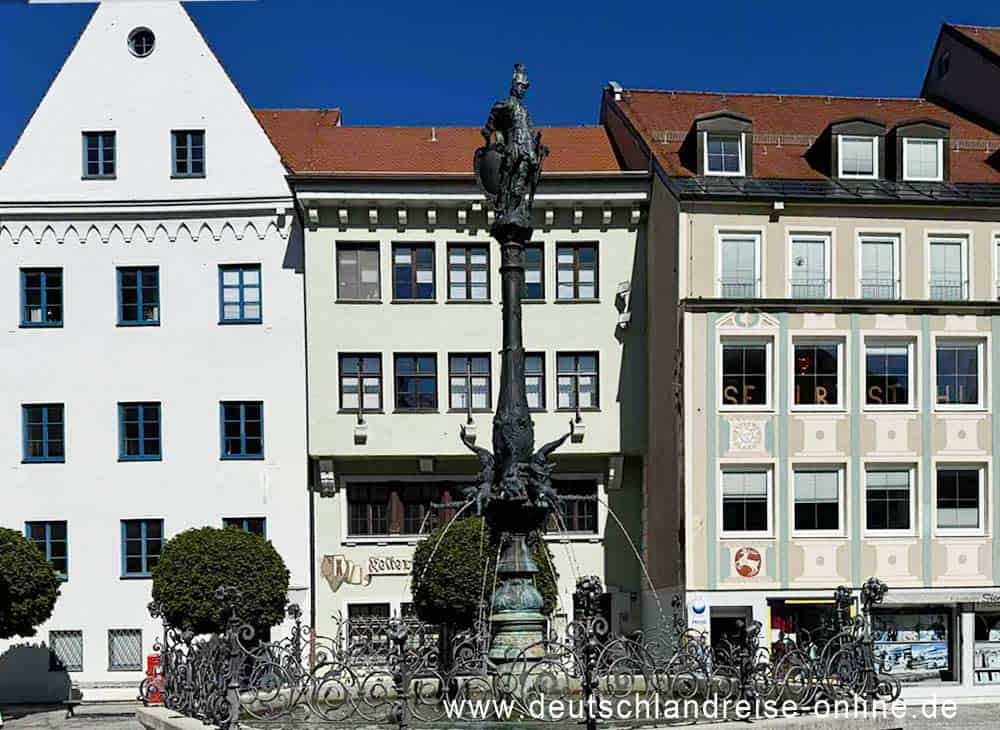 Rathausbrunnen am Rathausplatz in Kempten